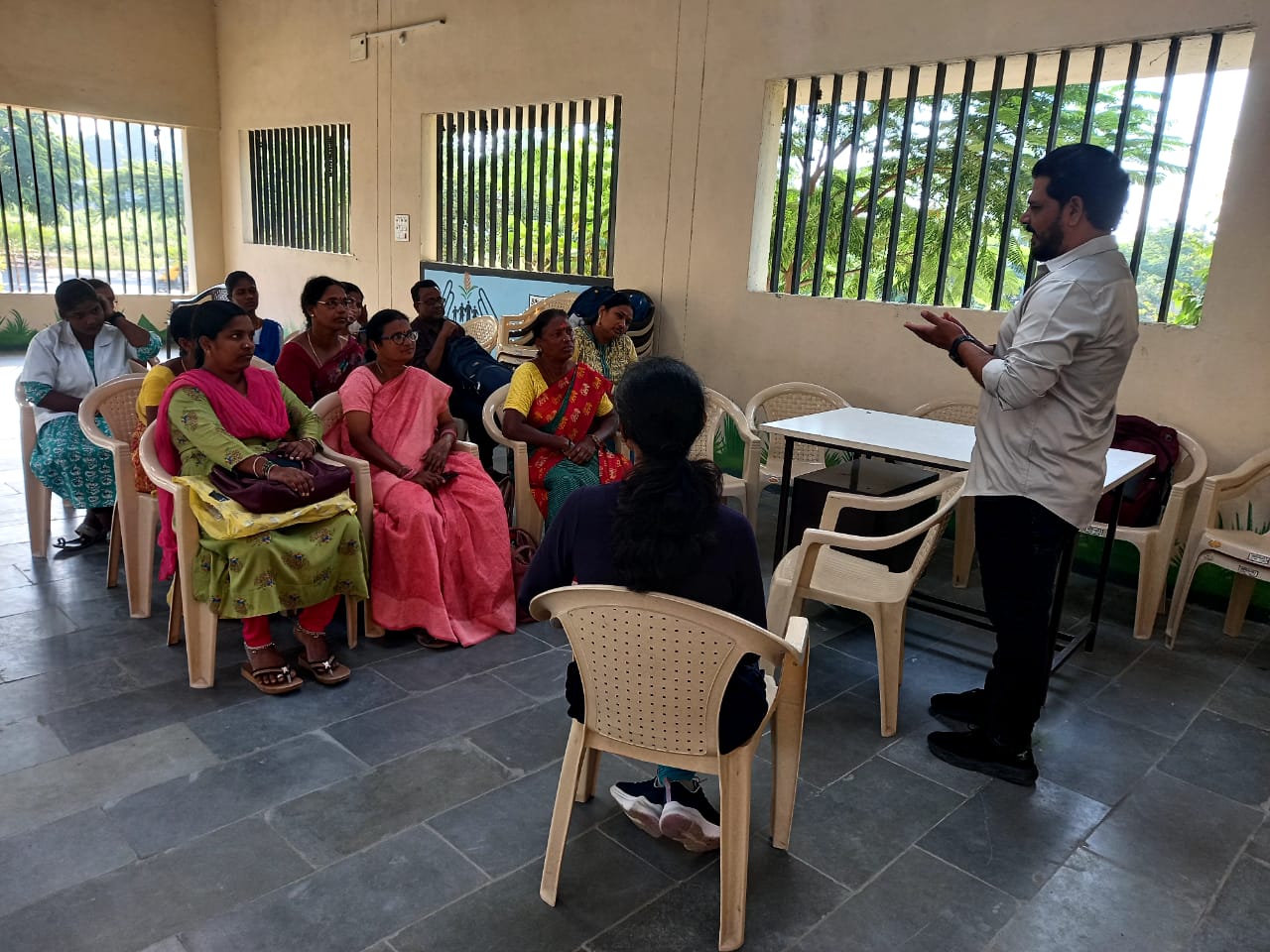 An instructor giving healthcare training
